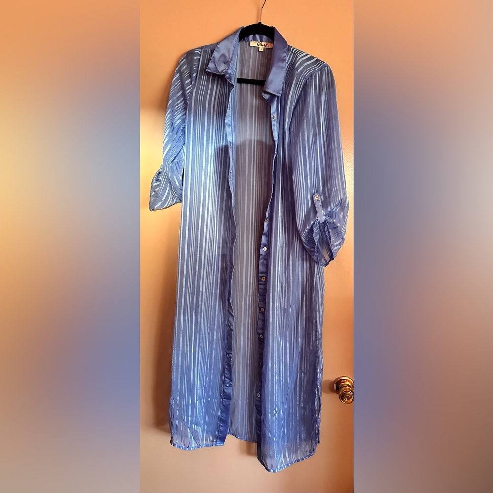 Sheer blue top like new Sz L